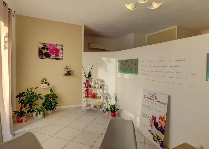 The Fantastic Residenza Badus B4 1bedapt Sleeps 4 Apartment
